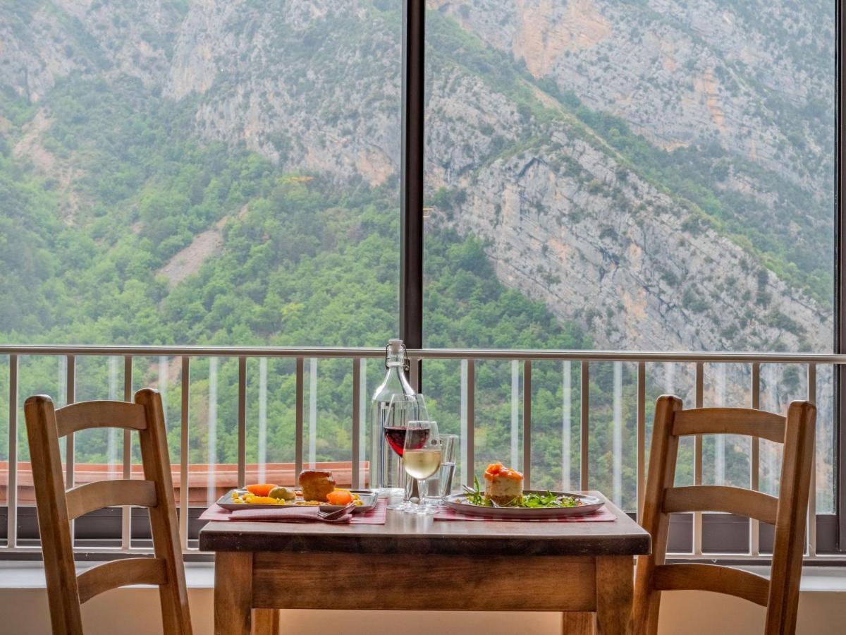 Auberge De Calendal 호텔 Aiglun  외부 사진