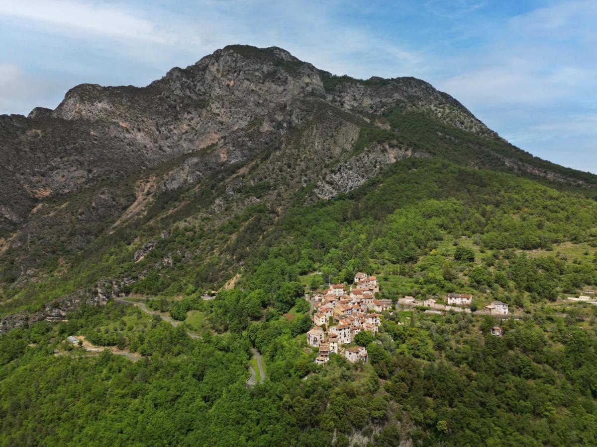 Auberge De Calendal 호텔 Aiglun  외부 사진